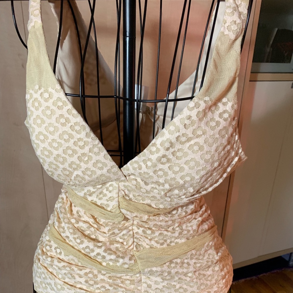 ⏬⏬Final Price ⏬⏬Lace tank top with bra